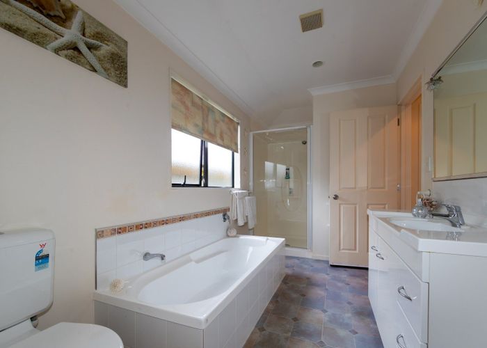  at 2D Forward Street, Greenmeadows, Napier, Hawke's Bay