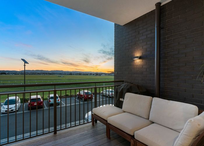  at 106/26B Racecourse Parade, Avondale, Auckland City, Auckland