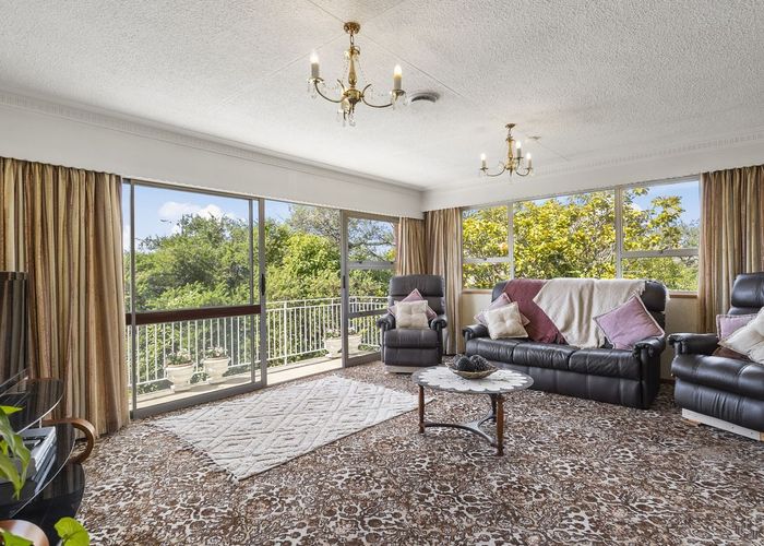  at 51 Centennial Avenue, Helensburgh, Dunedin