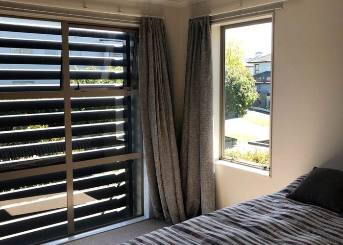  at 28 Garin Way, Stonefields, Auckland City, Auckland