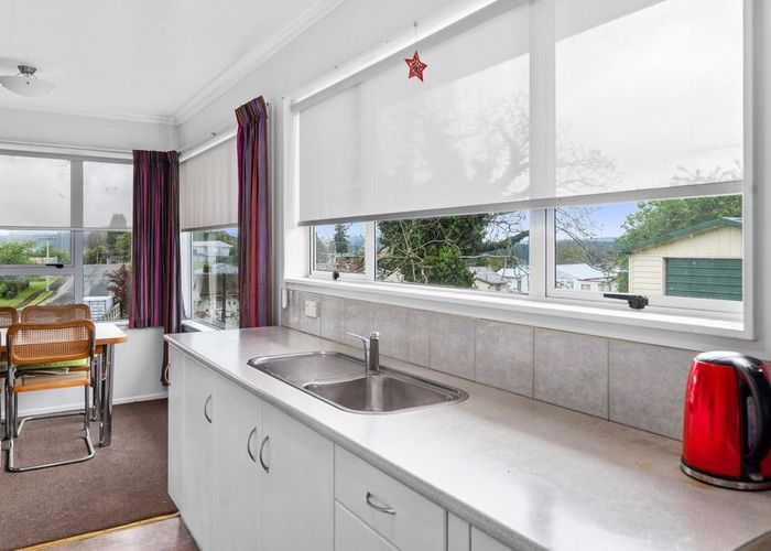  at 4 Manuka Terrace, Mangakino