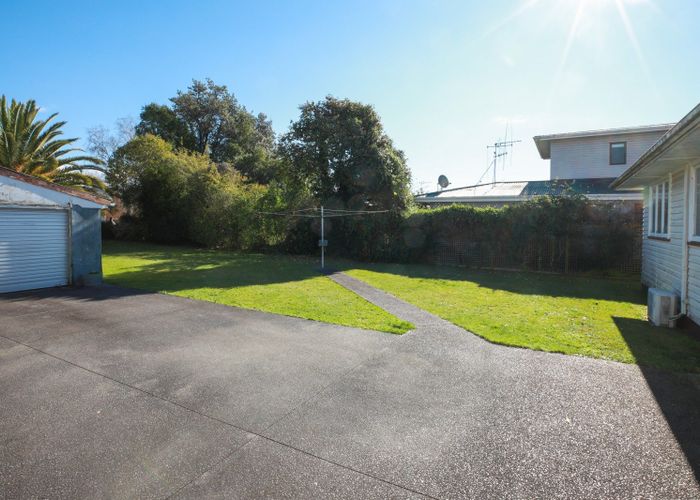  at 8 Dermont Street, Bader, Hamilton