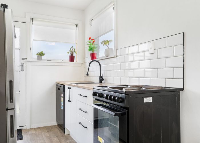  at 4/37 English Street, Sockburn, Christchurch City, Canterbury