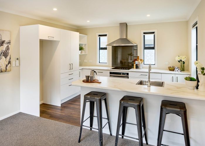  at 18B Royal Street, Upper Hutt, Upper Hutt, Wellington