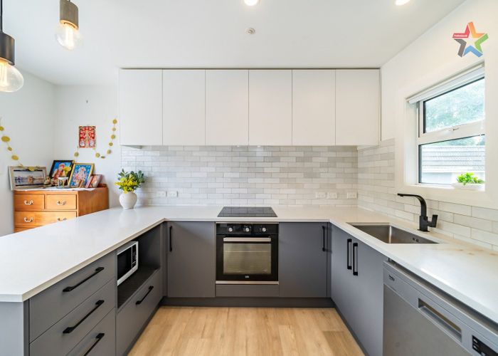  at 14 Young Grove, Stokes Valley, Lower Hutt