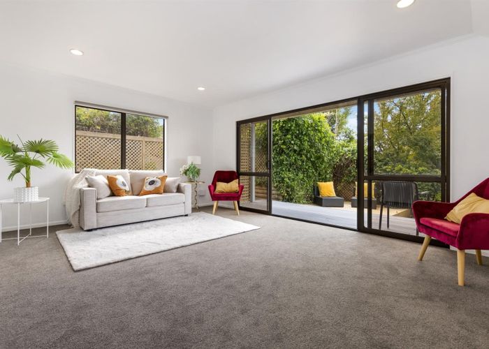  at 2/54 Alexander Street, Cockle Bay, Auckland