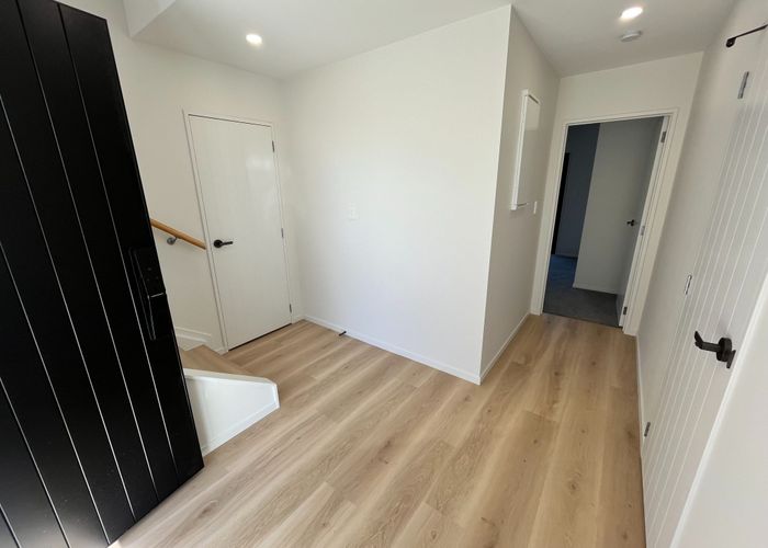  at 93B Bruce Road, Glenfield, Auckland