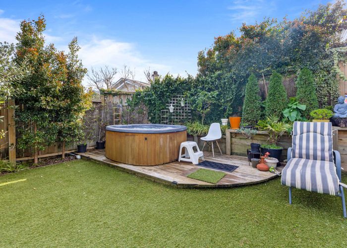  at 1/46 Ngataringa road, Devonport, North Shore City, Auckland