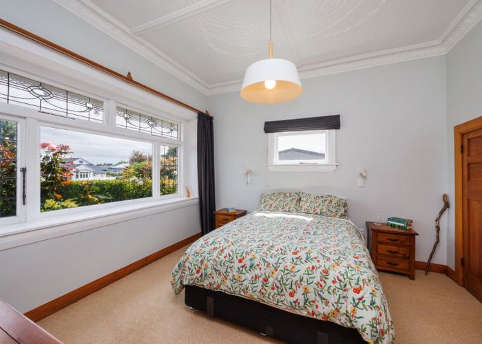  at 6 Rosalie Terrace, Kelvin Grove, Palmerston North