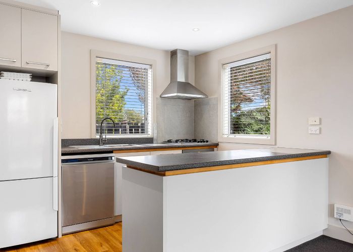  at 966A Colombo Street, St. Albans, Christchurch City, Canterbury