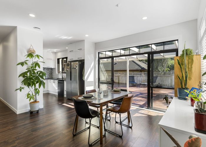 at 33 Northwood Avenue, Albany, North Shore City, Auckland