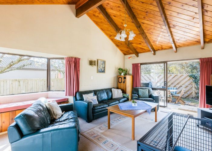  at 68 Chedworth Avenue, Chedworth, Hamilton