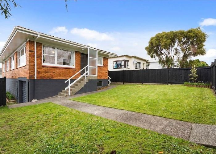  at 670 Sandringham Rd, Sandringham, Auckland City, Auckland