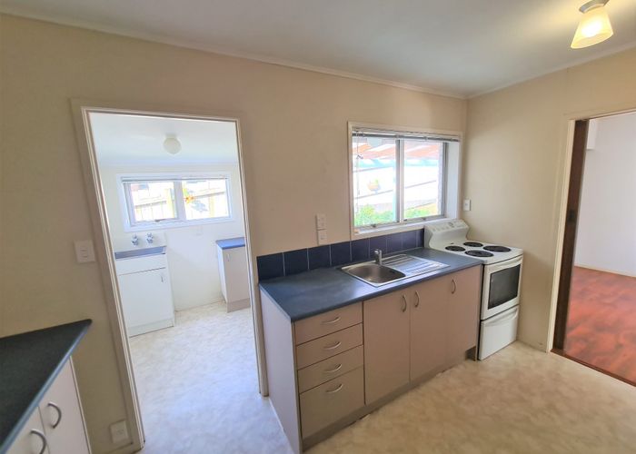  at 3/70 Alton Avenue, Hillcrest, North Shore City, Auckland