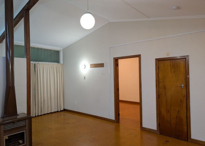  at 6 Springleigh Avenue, Mount Albert, Auckland City, Auckland