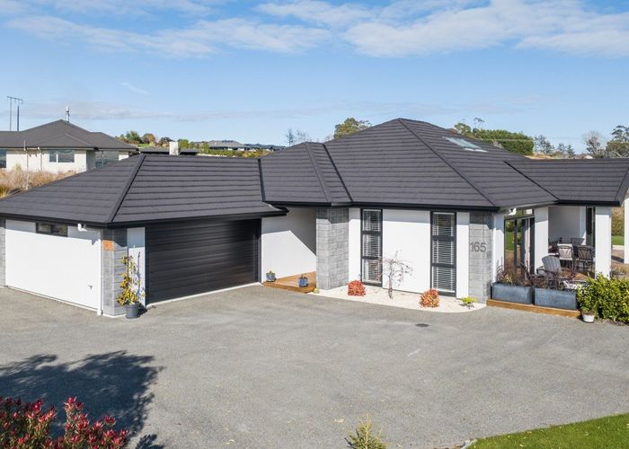  at 165 Ridgeview Road, Appleby, Richmond