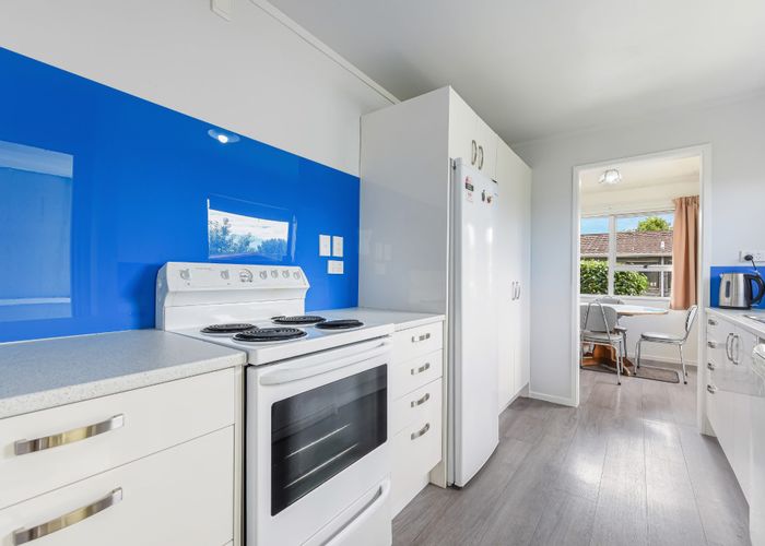  at 8 Linden Place, Brooklyn, Motueka