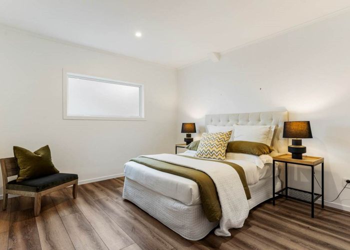  at 87 Weatherly Road, Torbay, North Shore City, Auckland