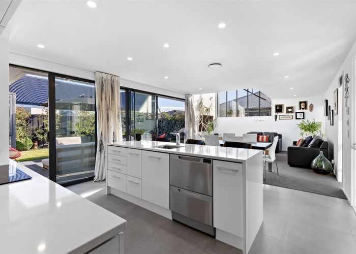  at 27 Holiday Drive, Mairehau, Christchurch