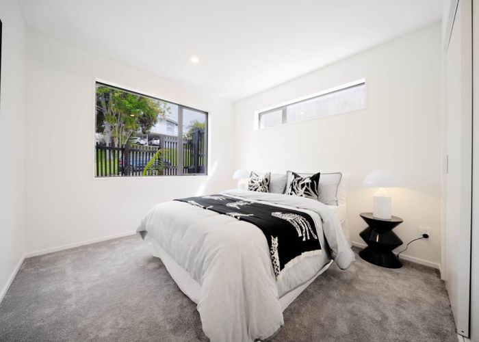  at 5A Cheryl Place, Hillcrest, North Shore City, Auckland