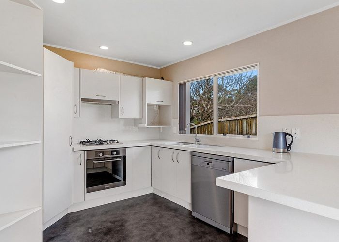  at 76 Barbados Drive, Unsworth Heights, North Shore City, Auckland