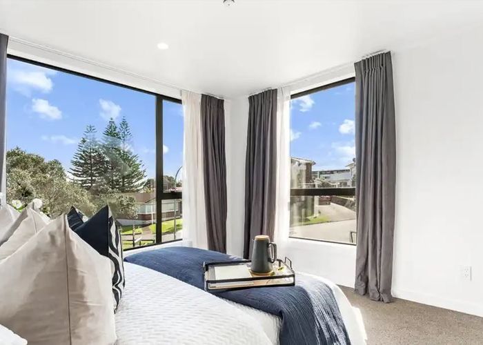  at 98 Walker Road, Point Chevalier, Auckland City, Auckland