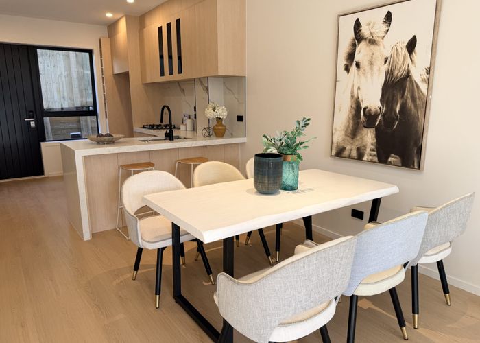  at 4/44 Drake Street, Howick, Manukau City, Auckland