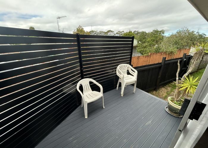  at 1/63 Zita Maria Drive, Massey, Waitakere City, Auckland