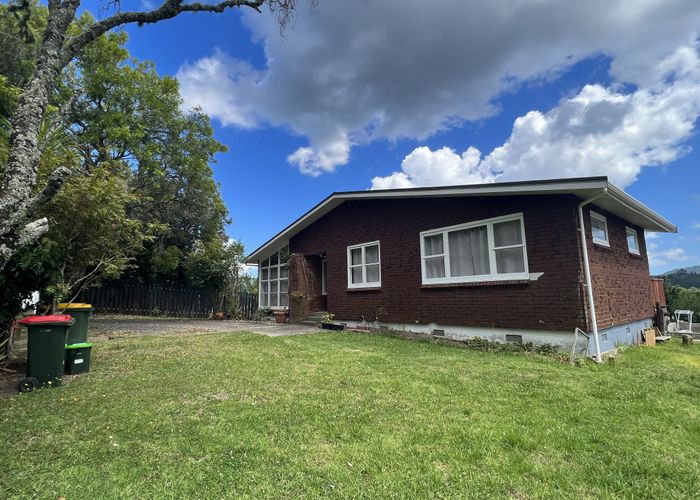  at 11 Autumn Ave, Glen Eden, Waitakere City, Auckland