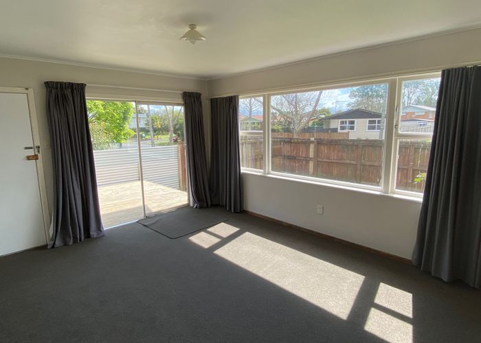  at 7 Leeds Street, Silverdale, Hamilton