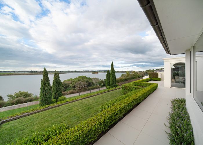  at 39 Milano Boulevard, Karaka, Papakura