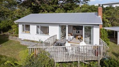  at 18 Warrington Grove, Newlands, Wellington