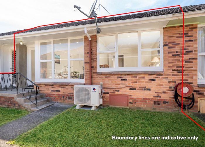  at 2/2 Bowling Avenue, Epsom, Auckland