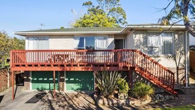  at 27 Fitzwater Place, Henderson, Auckland