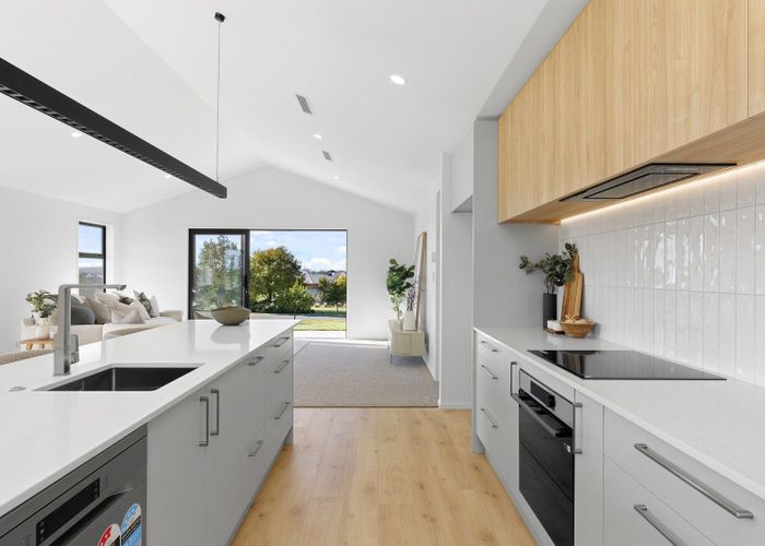  at 14 Village Green Drive, Huntingdon, Ashburton, Canterbury