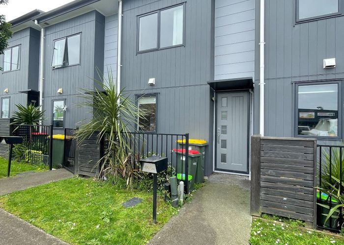 at 466D Roscommon Road, Clendon Park, Auckland