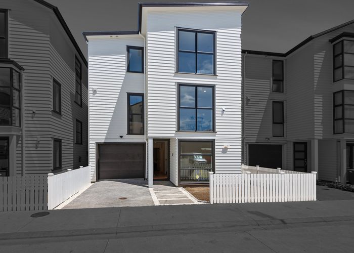  at 20 Nephrite Lane, Henderson, Auckland