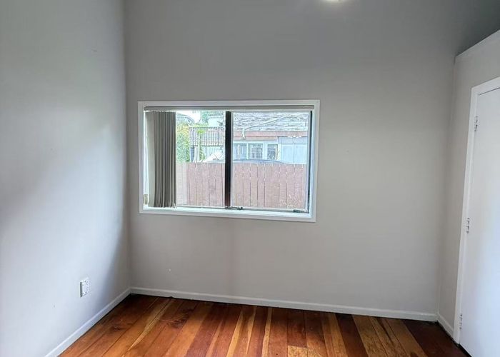  at 1/16 Reeves Road, Pakuranga, Auckland