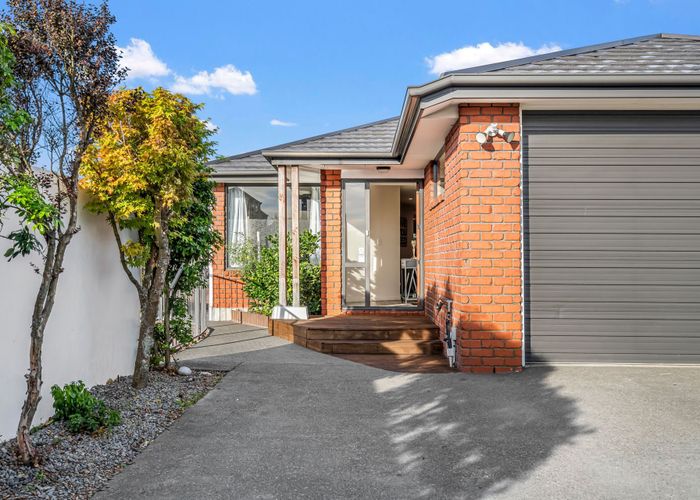  at 10 Courtfield Close, Parklands, Christchurch City, Canterbury
