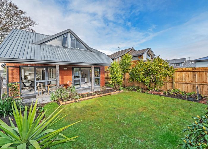  at 1/24 Blighs Road, Strowan, Christchurch