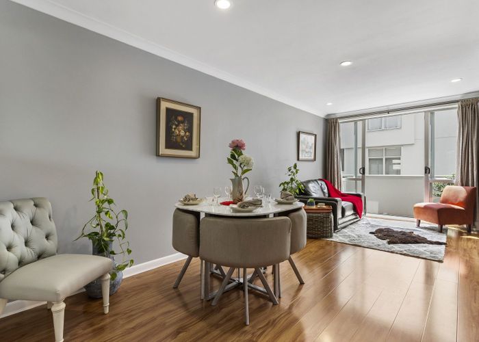  at 9/852 Mount Eden Road, Three Kings, Auckland