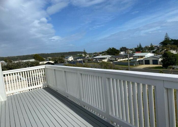  at 74 Kahukura Avenue, Waitarere Beach, Horowhenua, Manawatu / Whanganui