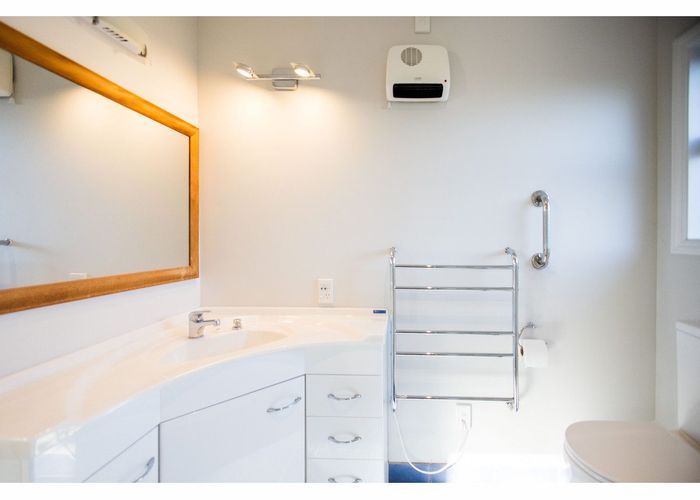  at 4 Chateau Close, Gleniti, Timaru