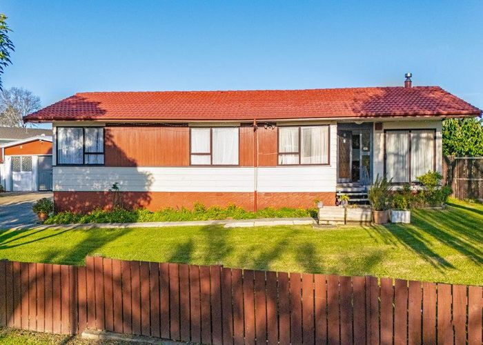  at 1 Heathberry Close, Papatoetoe, Manukau City, Auckland