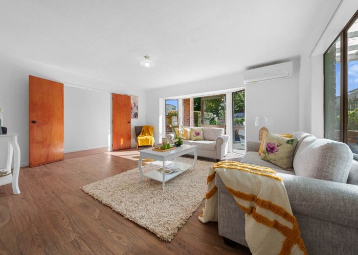  at 22 Cornelian Crescent, Half Moon Bay, Manukau City, Auckland