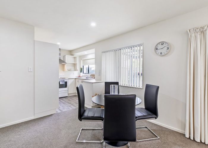  at 2/129 Coronation Road, Papatoetoe, Manukau City, Auckland