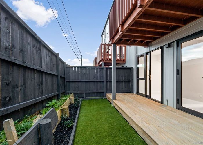  at 13/17 Parker Avenue, New Lynn, Waitakere City, Auckland