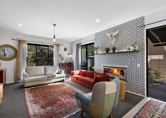  at 6 Redfern Terrace, Arthurs Point, Queenstown