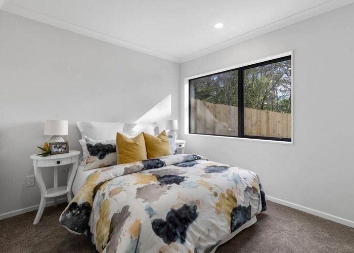  at 16A Dalmeny Close, Murrays Bay, North Shore City, Auckland