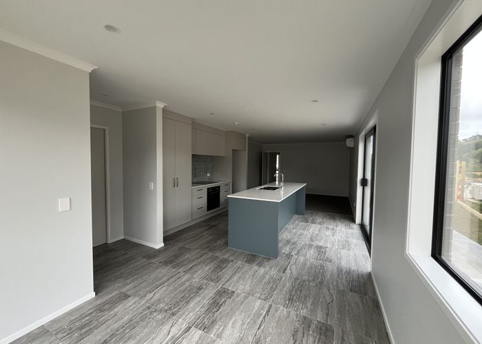  at 17 Foremast Place, Whitby, Porirua, Wellington